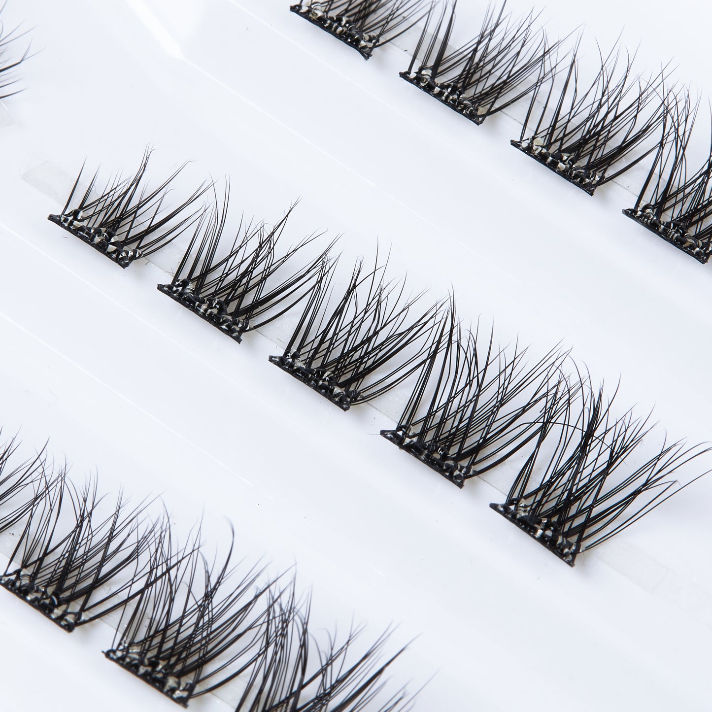 No Glue Lashes – Ready in Seconds 👀 Add to cart for further discount to £6.75, be quick! #Whisper